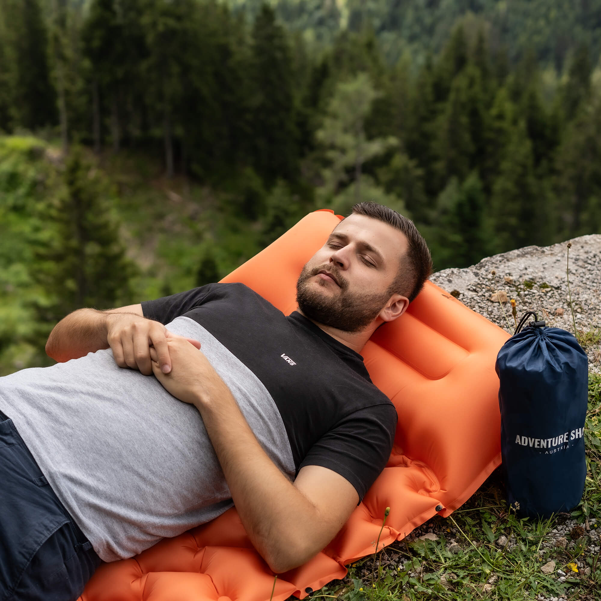 Ultraleichte & kompakte Isomatte – Bequemlichkeit in 30 Sekunden